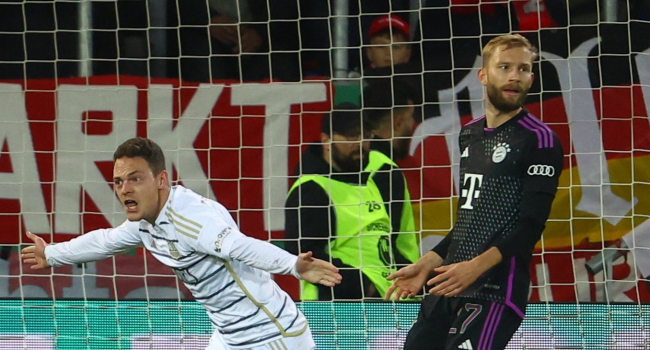 Bayern Münih 3. Lig ekibi Saarbrücken'e elendi