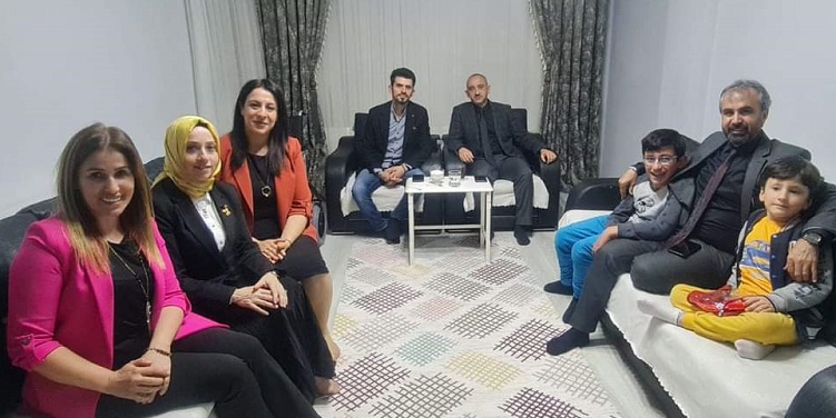 Muhammet Yeni Sandalyesine Kavuştu