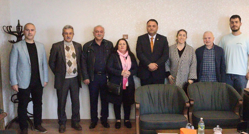 Kent Konseyi Başkanı Murat Yazıcı Rize Ziraat Odası Başkanı Bünyamin Arslan’ı Ziyaret Etti.
