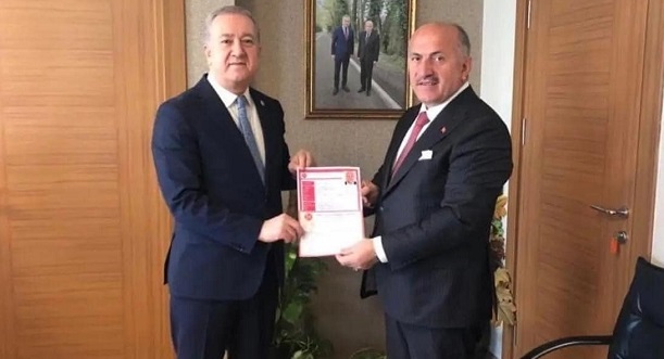 MHP’li Belediye Başkanlarıı Çiftçi ve Karagöz, Aday Adaylığı Başvurusunu Gerçekleştirdi