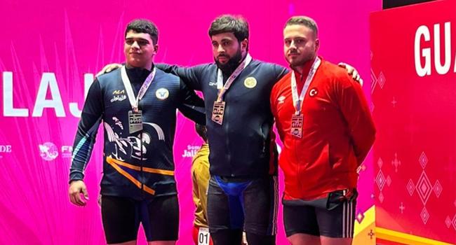 Muhammet Emin Burun'dan bronz madalya