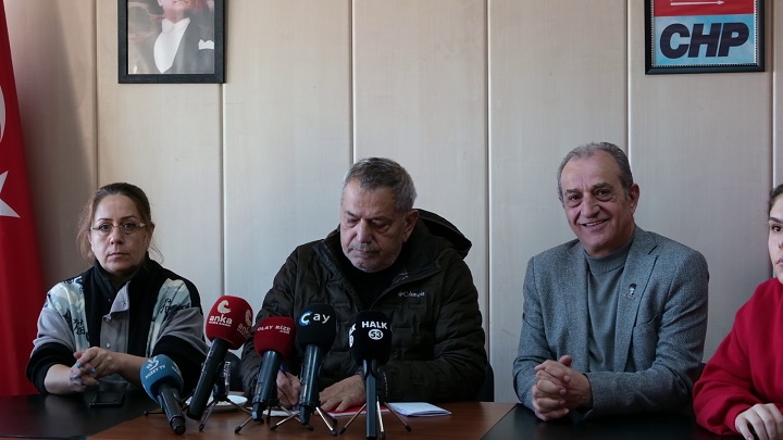 CHP’ li Vekil Özgür Özel’in Selam Çakmasını Konuştu