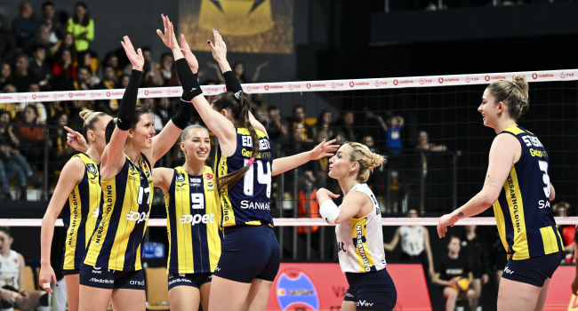 Fenerbahçe Opet set vermedi