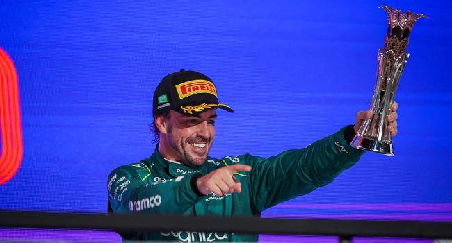Fernando Alonso'dan takımına övgü