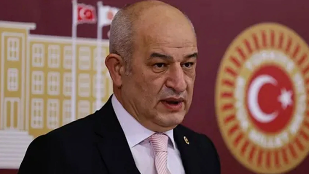 Saadet Grubu düşmüştü: CHP Milletvekili Ali Fazıl Kasap, Saadet Partisi'ne geçti