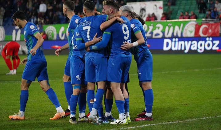 Çaykur Rizespor Coştu Bir Kere