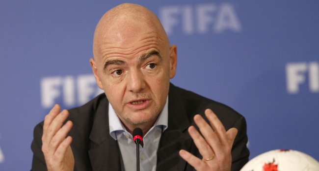 Infantino: Hakemsiz futbol olmaz