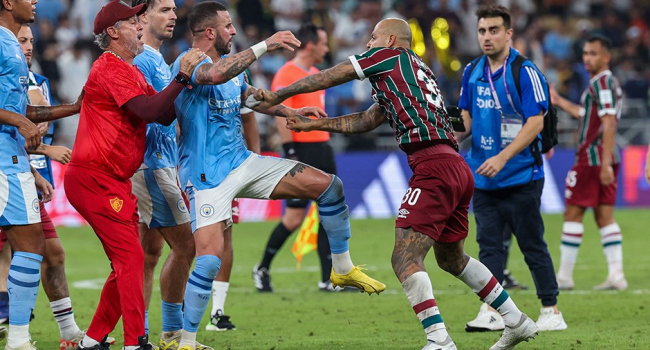 Felipe Melo geceye damga vurdu