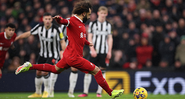 6 gollü maçın galibi Liverpool