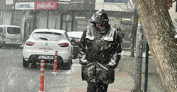 Meteoroloji’den Rize, Trabzon, Artvin’e Sağanak ve Kar Yağışı Uyarısı