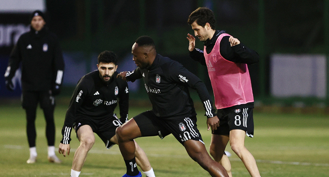 Beşiktaş'ta 8 eksik