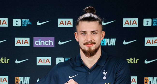 Tottenham'a Rumen stoper