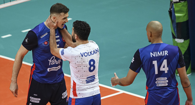 Halkbank, Spor Toto'ya set vermedi