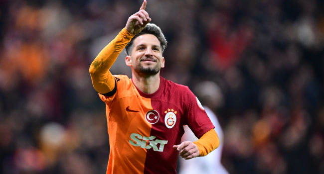 Dries Mertens: Türkiye'nin en büyük takımında oynuyoruz