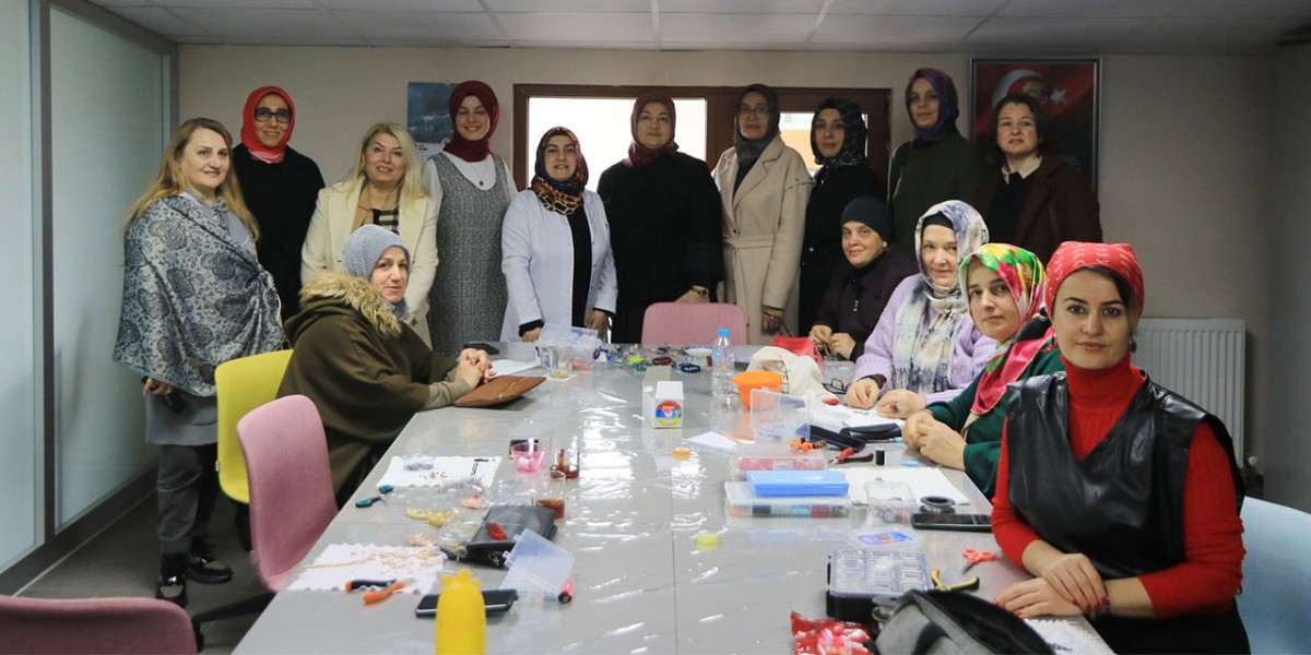 Rize Belediyesi Kadın Koordinasyon Merkezi Meslek Edinme Kursu Açıldı