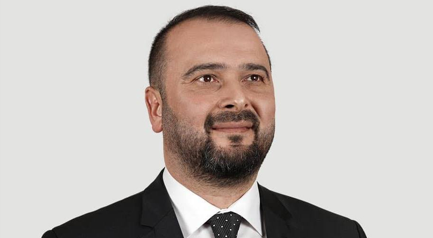 Saffet Mete Kimdir?