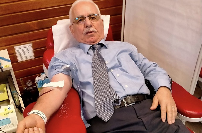 Gazeteci İsmet Kösoğlu Kızılay’a 44. Kan Bağışında Bulundu