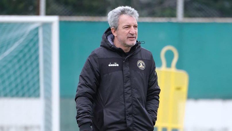 Giresunspor’ da Uyarı Bombardımanı