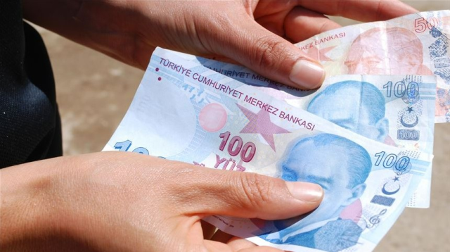 Emeklilere seyyanen zam var mı, yok mu? Seyyanen zam memur emeklisine verilecek mi?