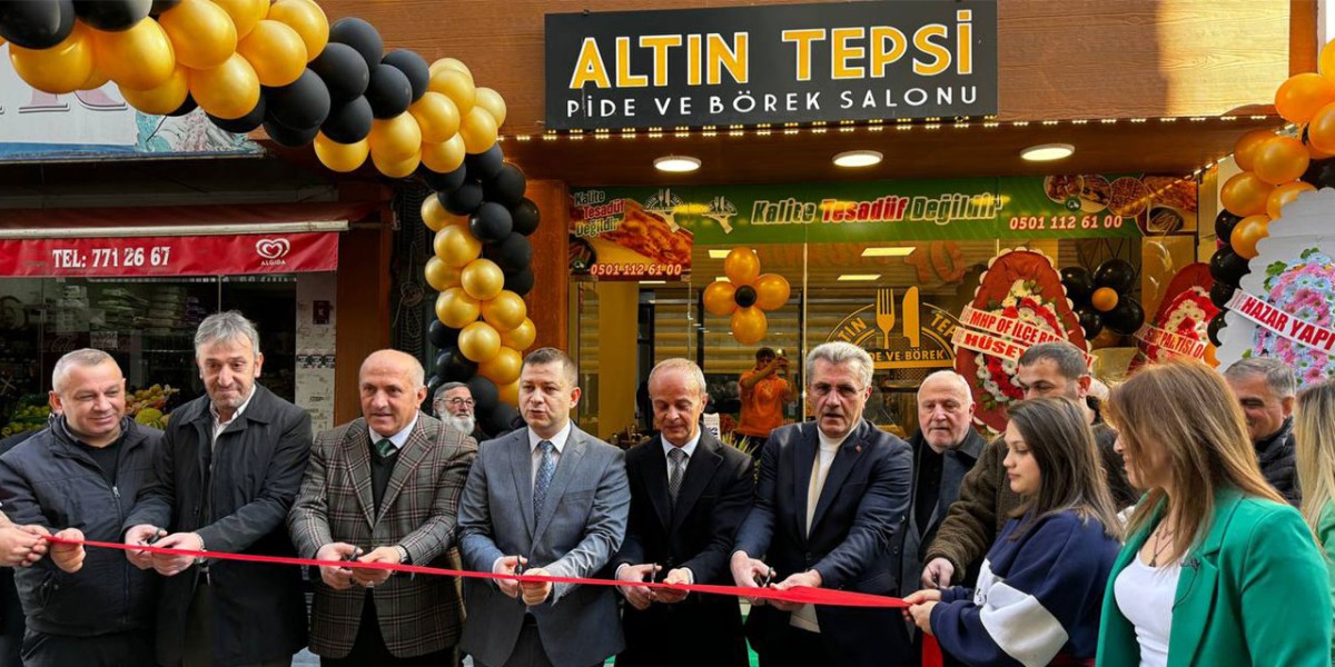 Altın Tepsi Pide ve Börek Salonu Of'ta Hizmete Açıldı