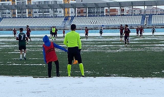 Rize Özel İdarespor 3 puanla başladı