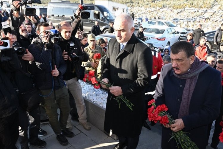 Başkan Gürkan: ″İlk andan itibaren vatandaşlarımızın yanında olduk″