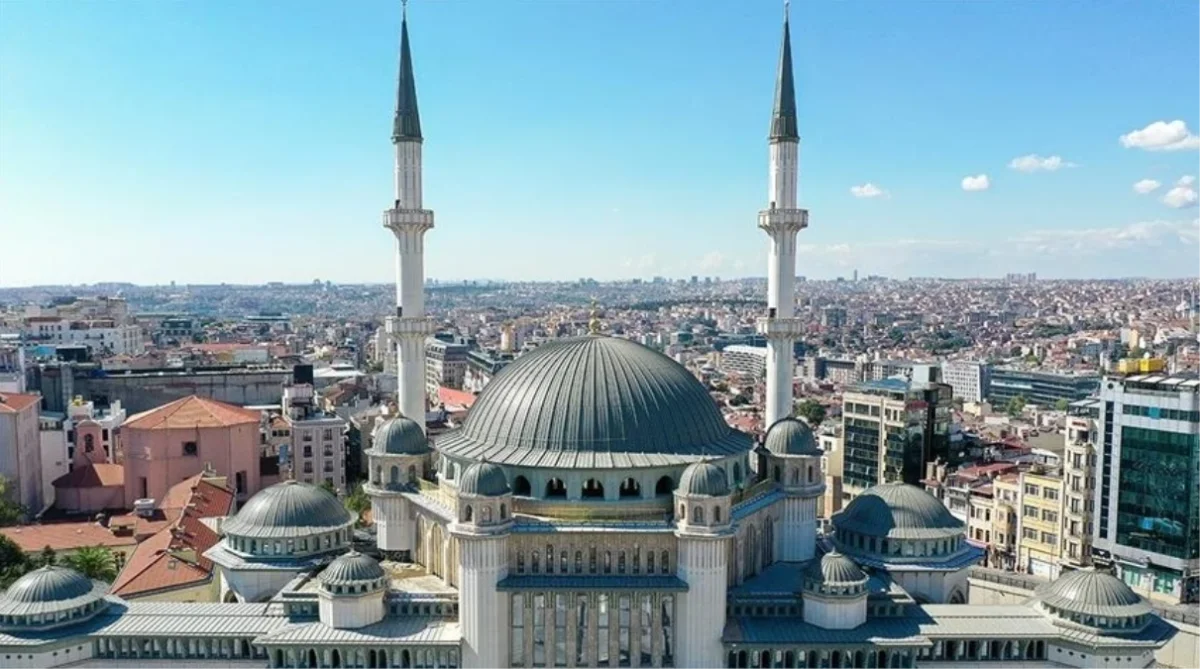 Berat Kandili ne zaman 2024? Berat Gecesi ne zamana denk geliyor? Berat Kandili'nde oruç tutulur mu?