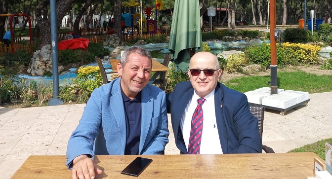 Faik Bakoğlu, Rize’ nin Eski Emniyet Müdür Yardımcısı Alaattin Özcan’ ı Ziyaret Etti