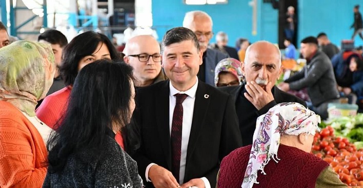 İYİ Parti'den Sarıçam'a İYİ Gelecek: Yörükler Derneği'nde Kalkınma Projeleri Tanıtıldı