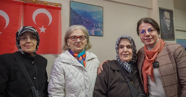 CHP Adayı Esin Köymen Maltepe’de İkizderelilerle Buluştu