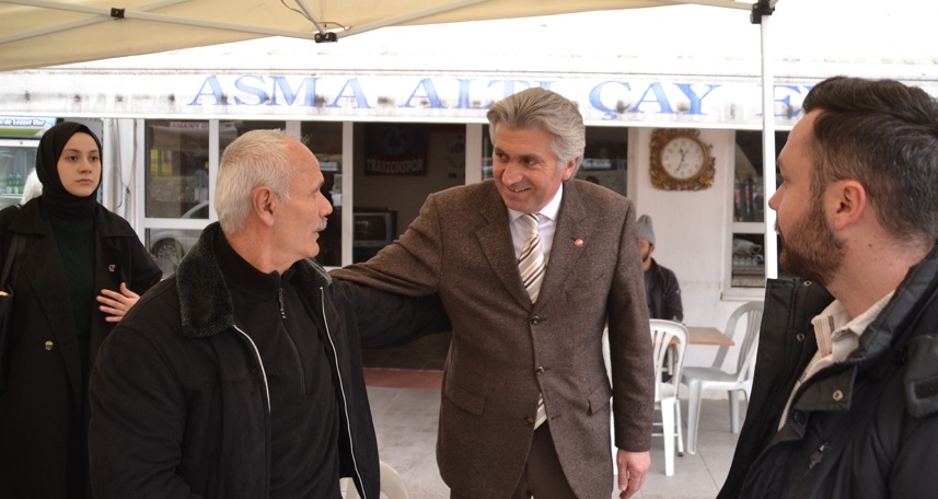Sosyal Medya Belediyeciliği Değil Halka Hizmet Edeceğiz