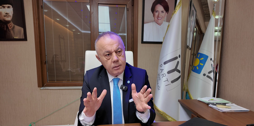 Toptan: “Rahmi Metin’ in Yaptığı Başkanlığı Ben Uyurken Yaparım