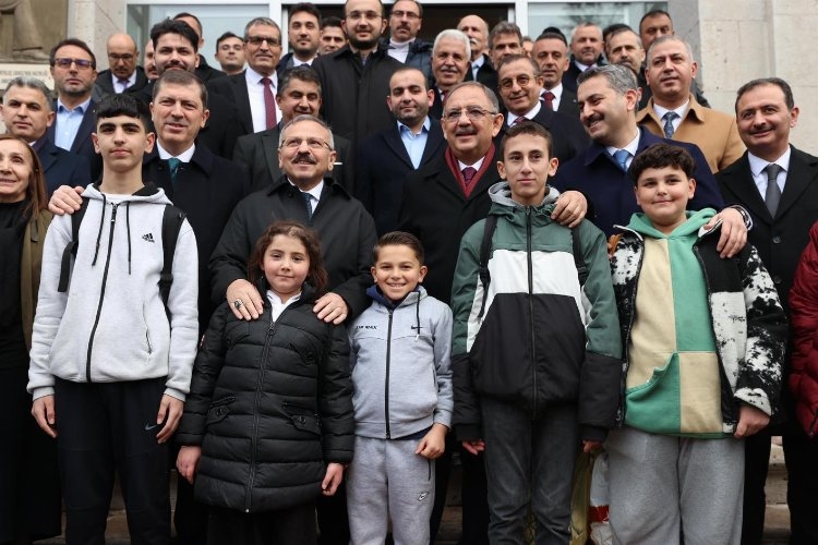 Bakan Özhaseki: ″Tokat'ta 750 konut yıkılacak″