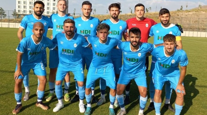 Pazarspor Eynesil Belediyespor karşısında Farka Koştu Etti 4-1