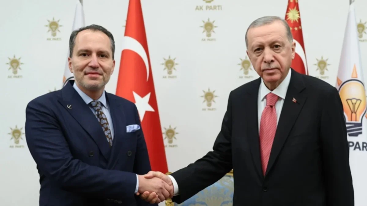 Fatih Erbakan, İstanbul'da adaylarını çekmek için Cumhurbaşkanı Erdoğan'a 3 şart sundu