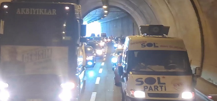 SOL PARTİLİ ALPER TAŞ: 