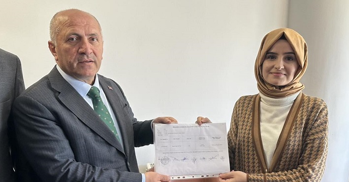 Çayeli Ve Madenli MHP ‘Li Başkanlar Mazbatalarını Aldı