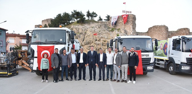 EĞİRDİR BELEDİYESİNE YENİ VİDANJÖR ARACI.
