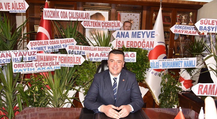 MAZBATASINI ALAN BAŞKAN MUSTAFA ÖZER  HALKIN ‘SEVGİ’ SELİ İLE MAKAMINA OTURDU.