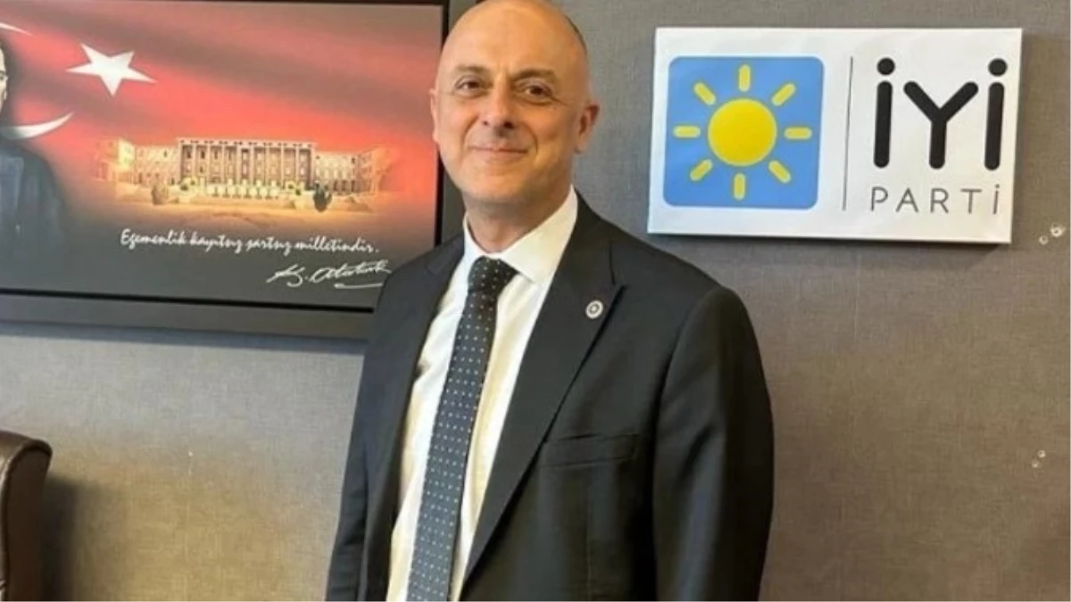 Ümit Özlale neden istifa etti? Ümit Özlale aday mı olacak?