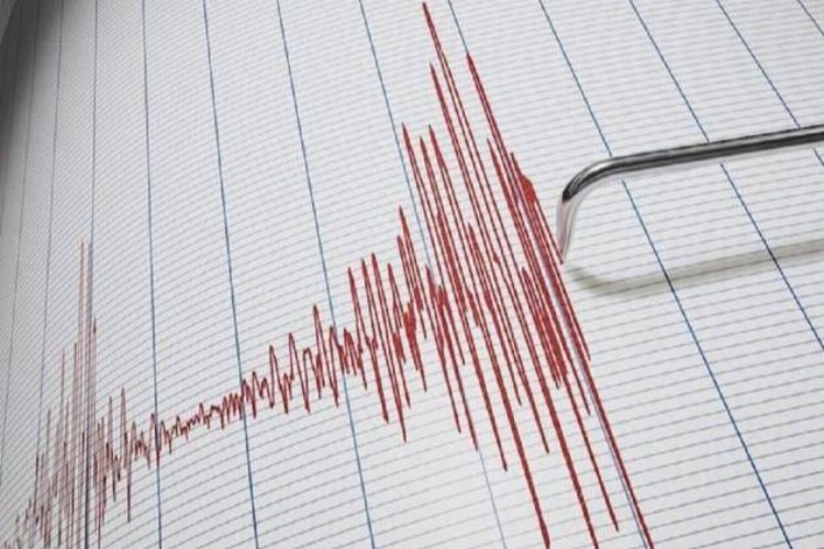 İstanbul'da deprem mi oldu, kaç şiddetinde? 25 Nisan İstanbul'da nerede deprem oldu?