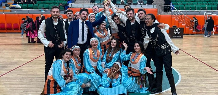 RTEÜ Halk Dansları Ekibi İl Birincisi Oldu