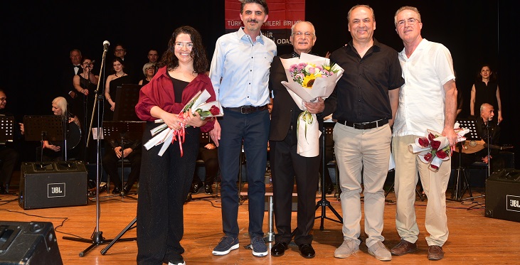 İZDO Türk Sanat Müziği Korosu'ndan Unutulmaz Konser