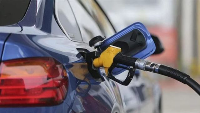Motorine indirim var mı? 24 Nisan motorin, benzin ve LPG fiyatları! Akaryakıtta indirim var mı?