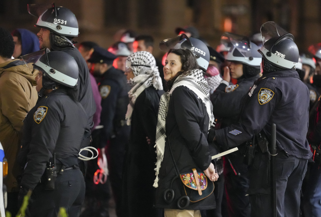 ABD polisi öğrencilere neden müdahale ediyor? ABD öğrencileri gözaltına mı alıyor?