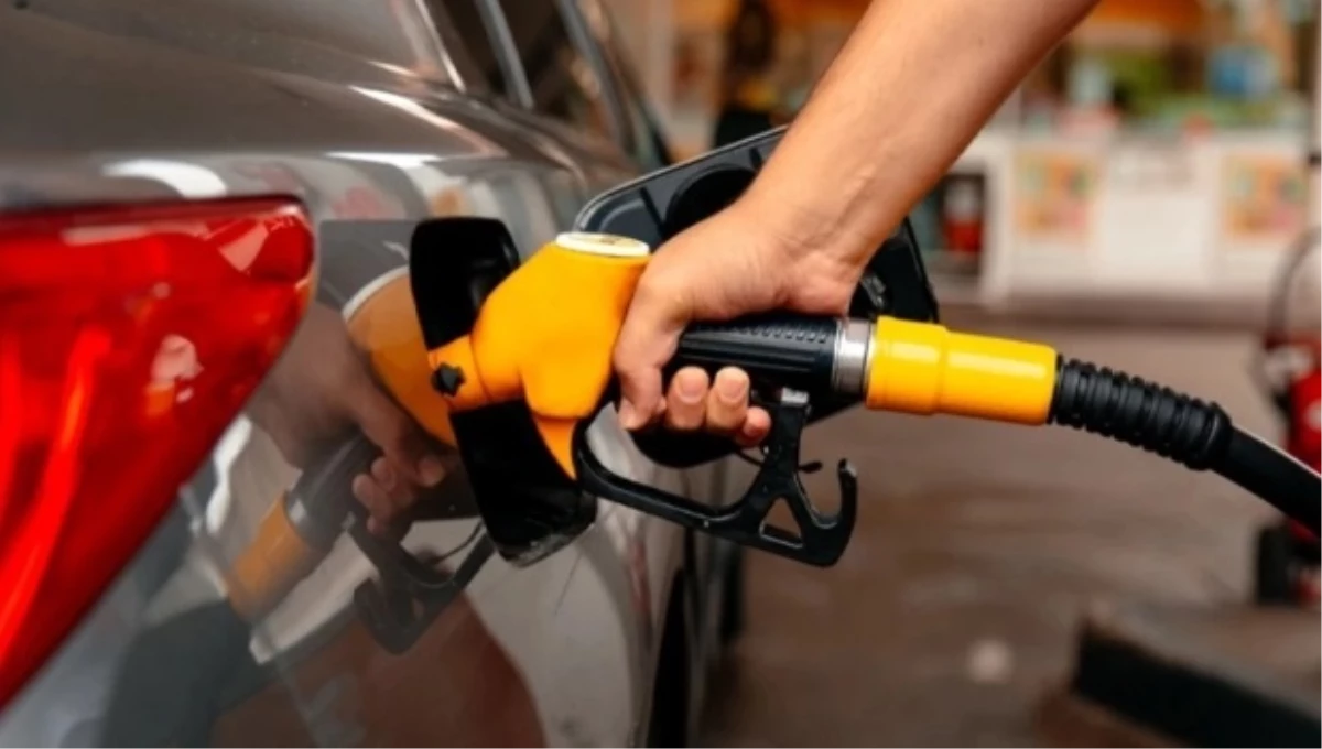 AKARYAKITA ÇİFTE İNDİRİM! Benzine indirim var mı? Motorine indirim var mı, kaç TL?