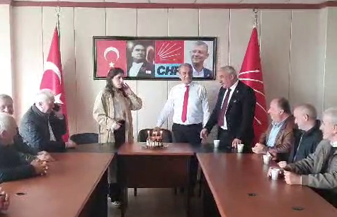 CHP Merkez İle Başkanına Doğum Günü Sürprizi