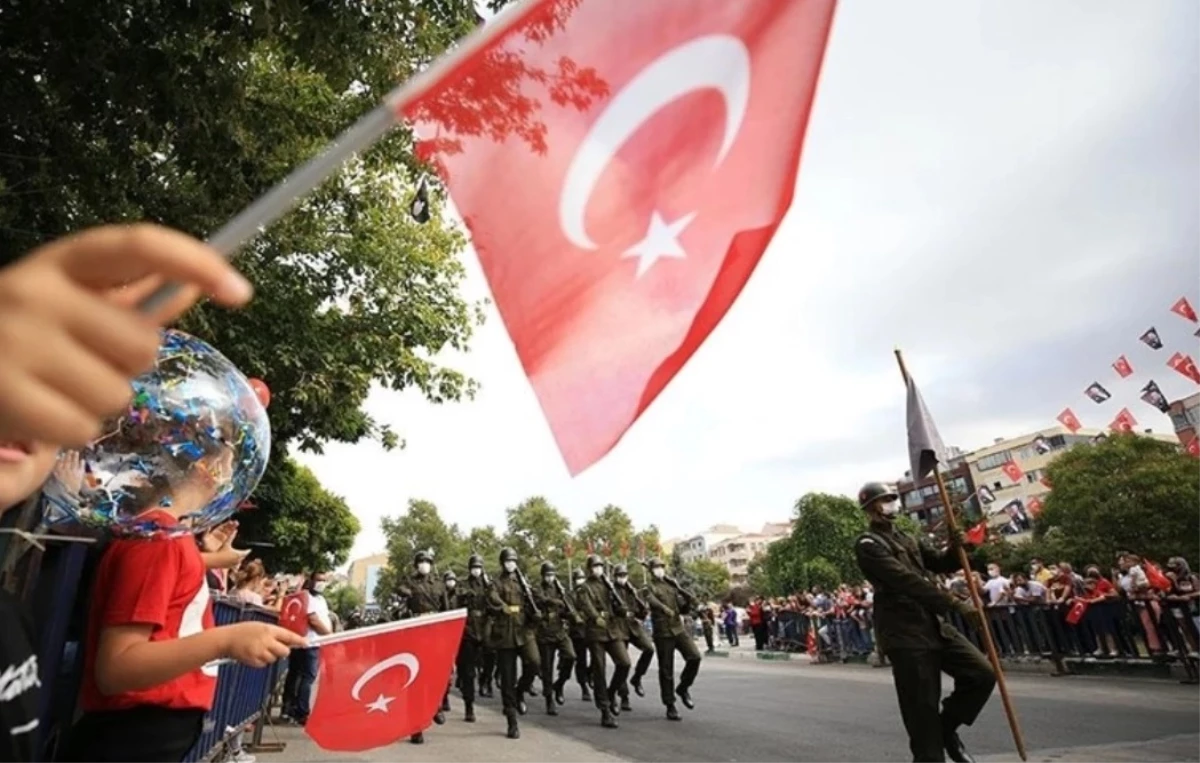 30 Ağustos resmi tatil mi? 30 Ağustos yarım gün mü, tam gün mü tatil olacak? 2024 resmi günler takvimi!
