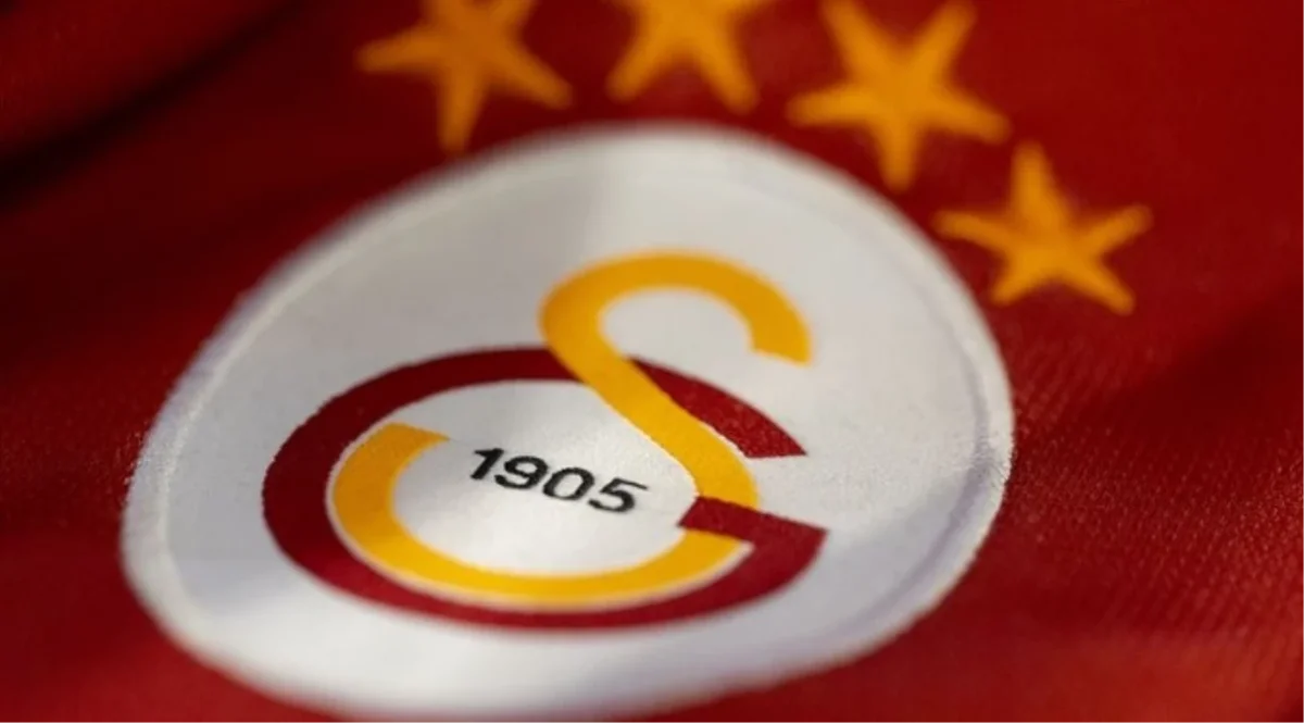 Galatasaray kart sınırında olan oyuncular kimler (GS-FB derbi öncesi)?