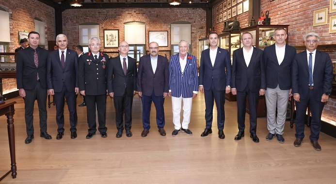 Ayvalık Rahmi M. Koç Müzesi’nde açılış davetleri